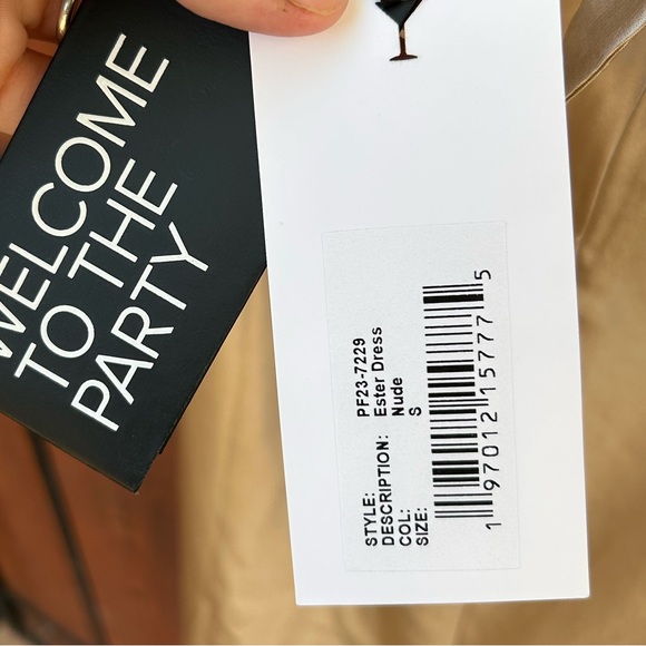 Retrofete Ester Dress in nude size small NWT - Picture 7 of 10